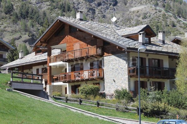 appartamento in vendita a Bardonecchia in zona Les Arnauds