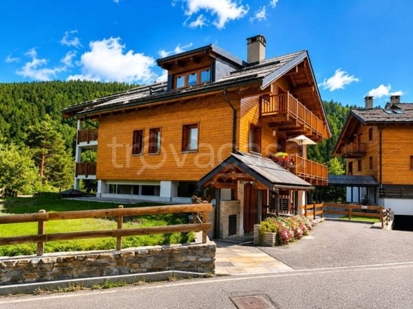 appartamento in vendita a Bardonecchia in zona Les Arnauds