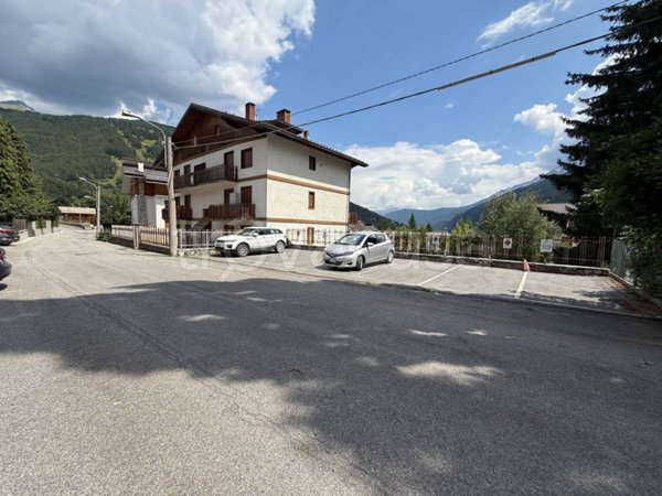 box auto in vendita a Bardonecchia
