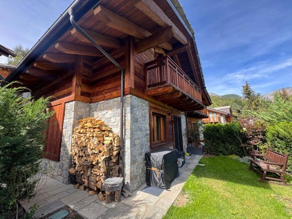 appartamento in vendita a Bardonecchia in zona Les Arnauds