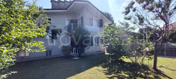 casa indipendente in vendita a Barone Canavese