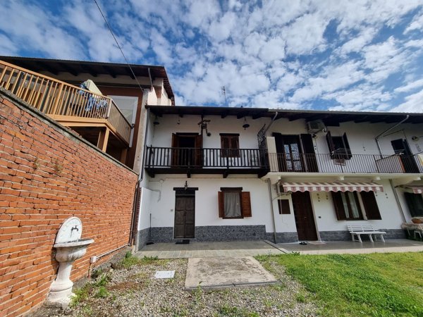 appartamento in vendita a Barone Canavese