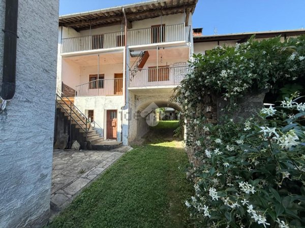 appartamento in vendita a Barone Canavese