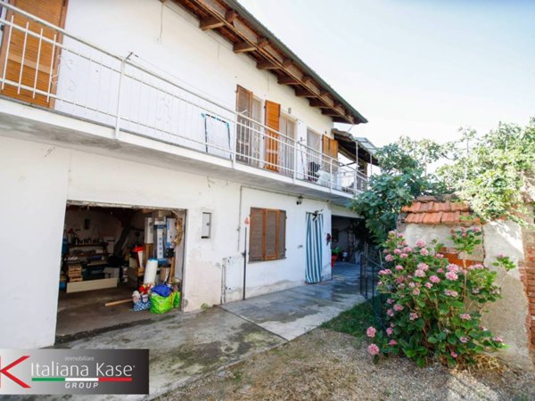 casa indipendente in vendita a Barone Canavese