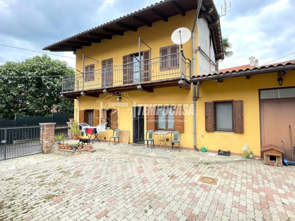casa indipendente in vendita a Barone Canavese