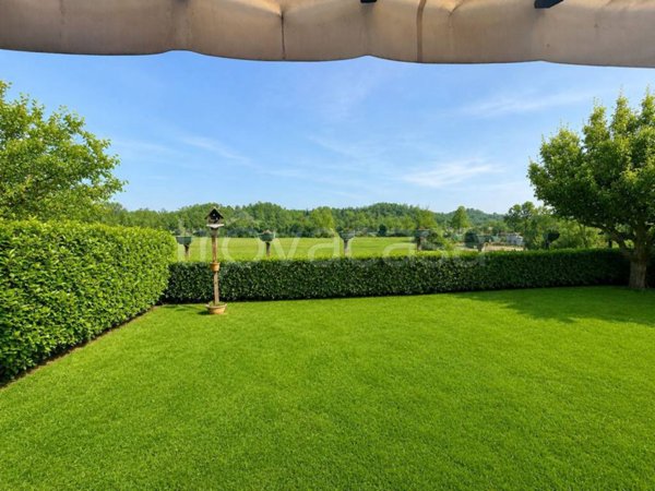 casa indipendente in vendita a Barone Canavese