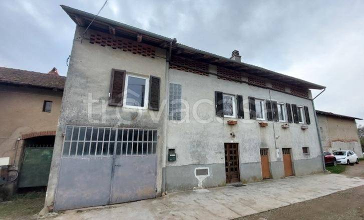 casa indipendente in vendita a Barone Canavese