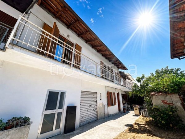 casa indipendente in vendita a Barone Canavese