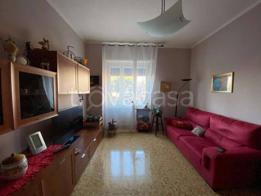 appartamento in vendita a Beinasco in zona Fornaci