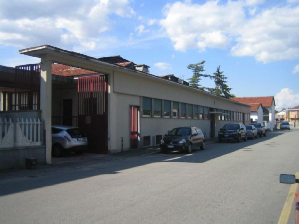 capannone in vendita a Beinasco in zona Borgaretto