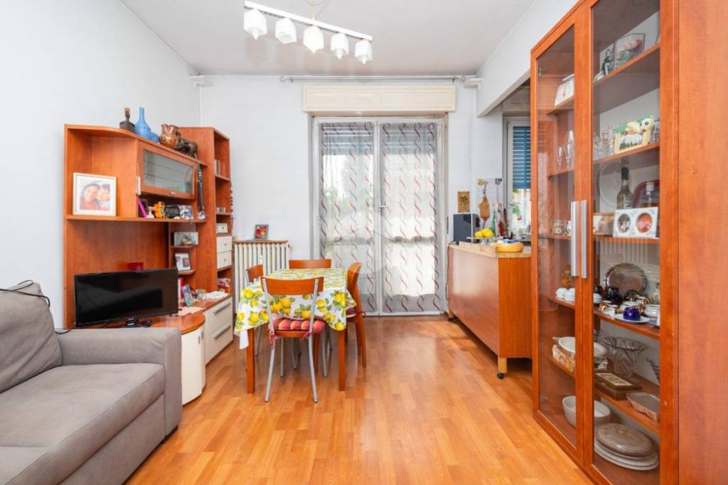 appartamento in vendita a Beinasco in zona Borgaretto