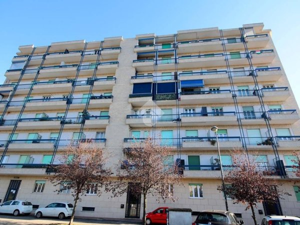 appartamento in vendita a Beinasco in zona Fornaci