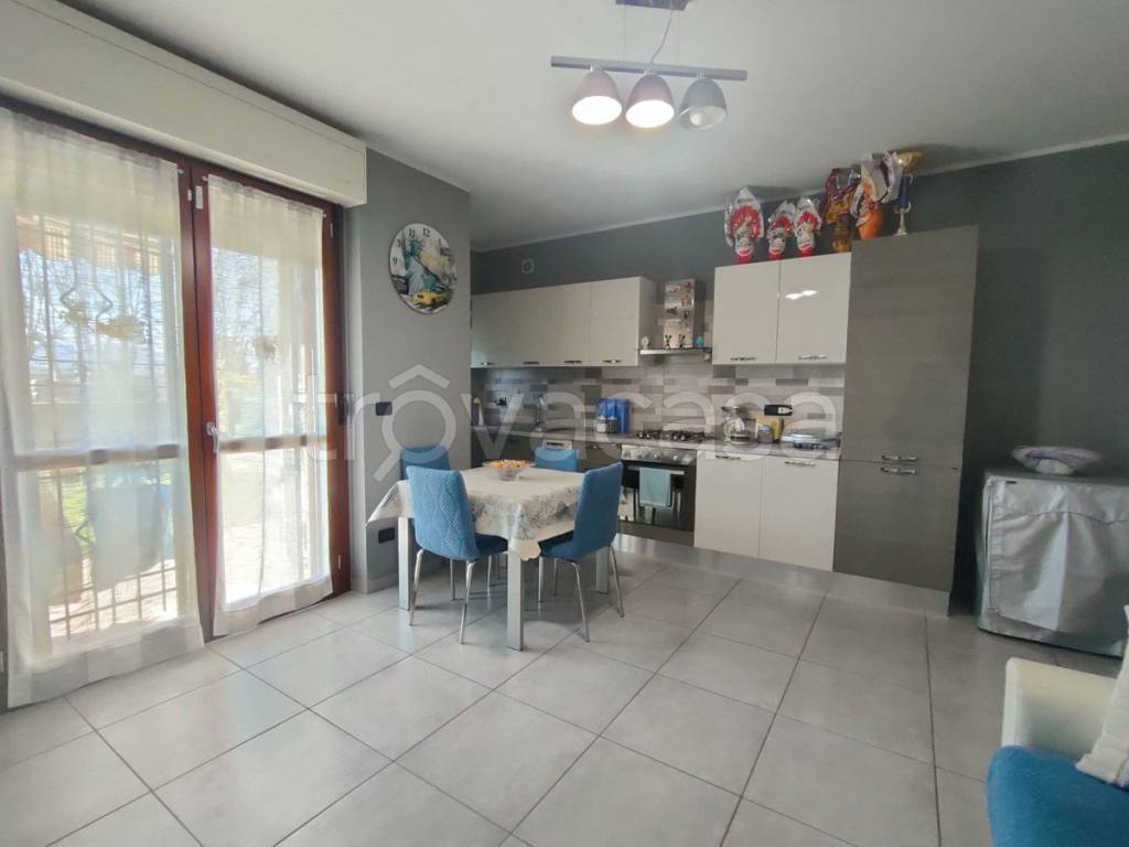appartamento in vendita a Beinasco