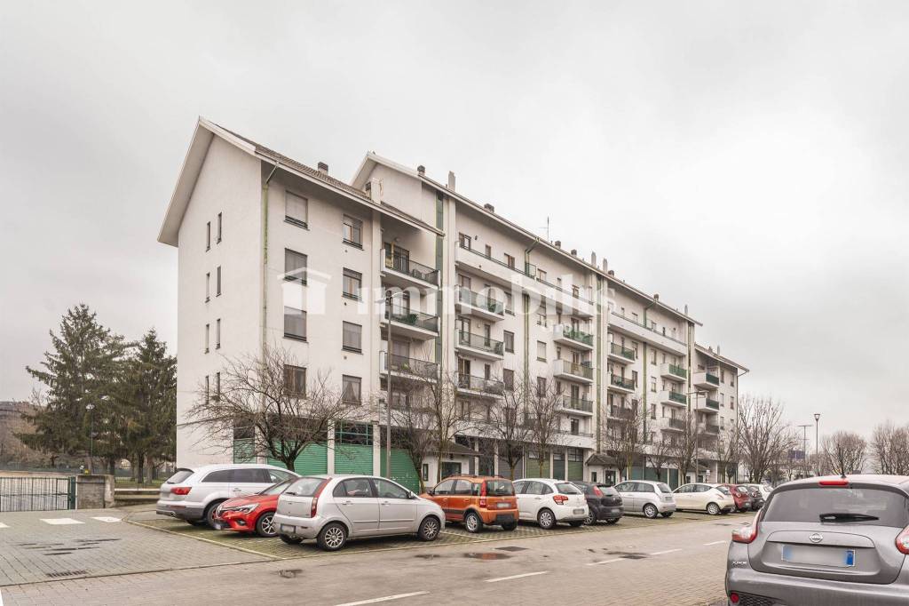 appartamento in vendita a Beinasco in zona Fornaci