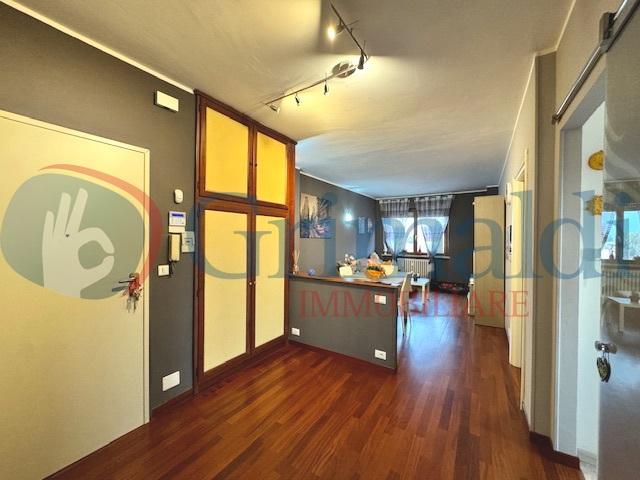 appartamento in vendita a Beinasco in zona Borgaretto