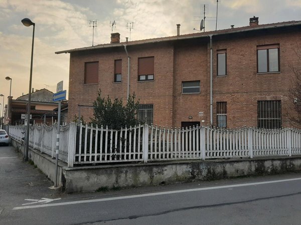 appartamento in vendita a Beinasco in zona Borgaretto