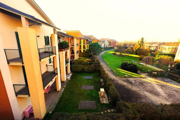 appartamento in vendita a Beinasco in zona Borgaretto