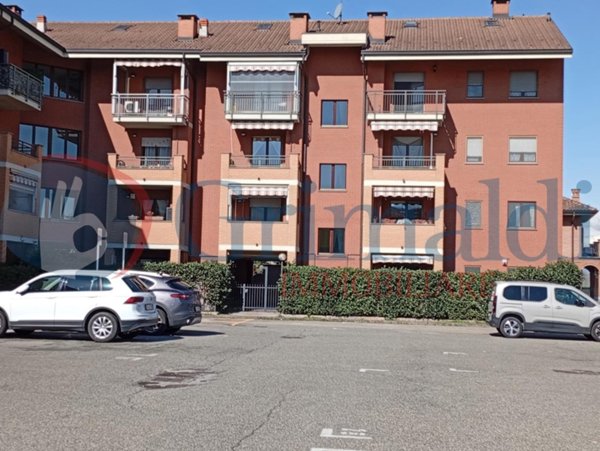 appartamento in vendita a Beinasco in zona Borgaretto