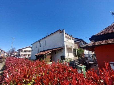 casa indipendente in vendita a Beinasco in zona Borgaretto