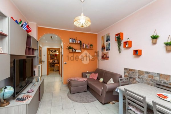 appartamento in vendita a Beinasco in zona Borgaretto