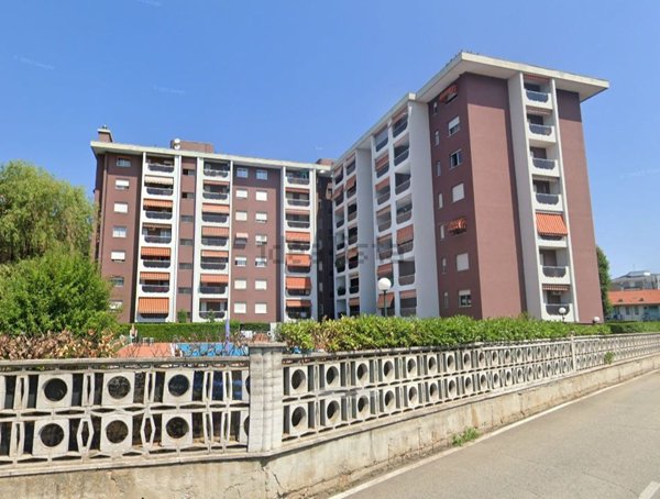 appartamento in vendita a Beinasco in zona Fornaci