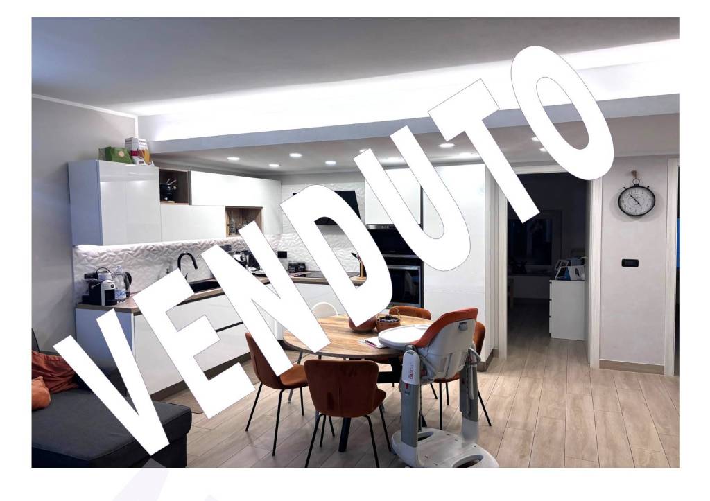 appartamento in vendita a Beinasco in zona Borgaretto