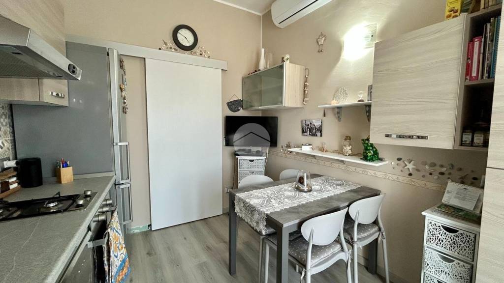 appartamento in vendita a Beinasco in zona Borgaretto