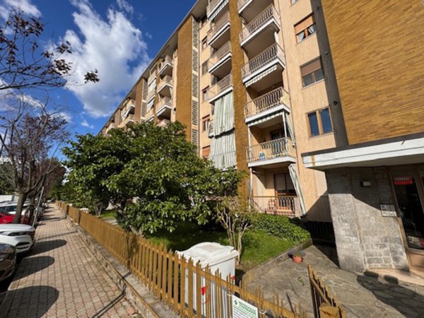 appartamento in vendita a Beinasco in zona Borgaretto