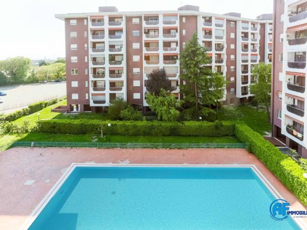 appartamento in vendita a Beinasco in zona Fornaci
