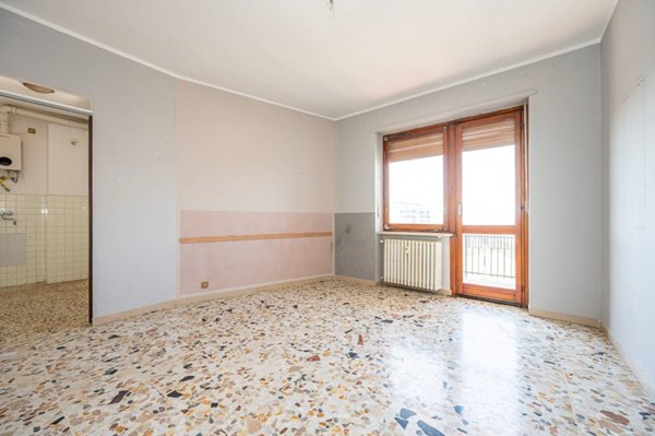 appartamento in vendita a Beinasco in zona Fornaci