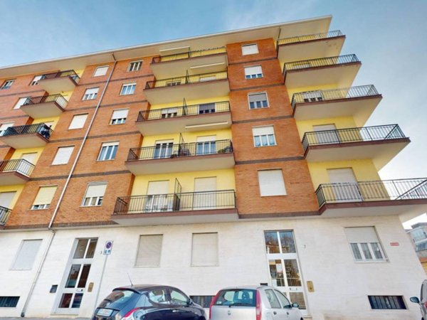 appartamento in vendita a Beinasco in zona Borgaretto