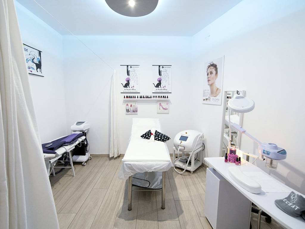 negozio in vendita a Beinasco