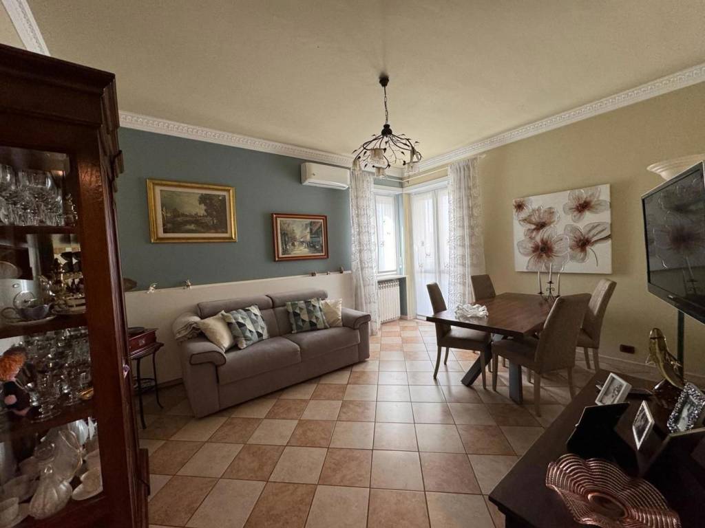 appartamento in vendita a Beinasco