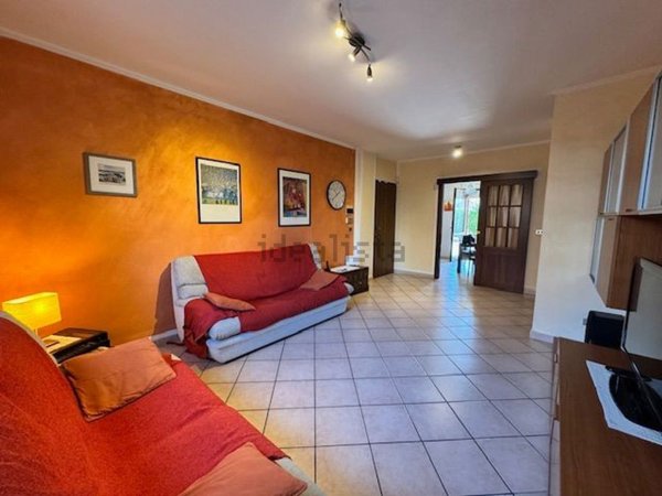 appartamento in vendita a Beinasco in zona Borgaretto