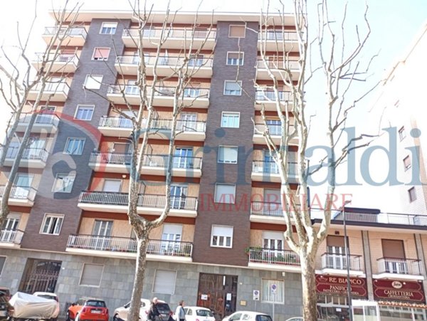 appartamento in vendita a Beinasco in zona Borgaretto