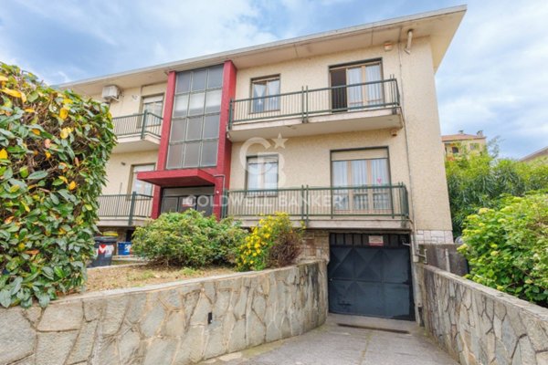 casa indipendente in vendita a Beinasco