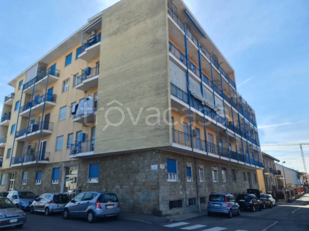 appartamento in vendita a Beinasco