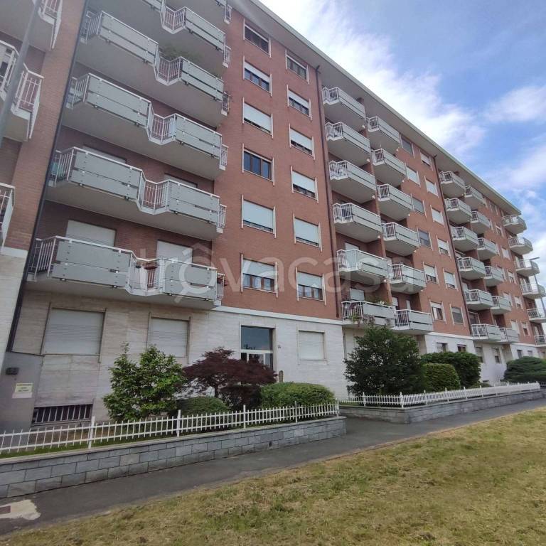 appartamento in vendita a Beinasco in zona Fornaci