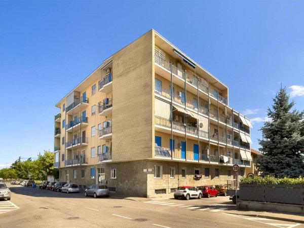 appartamento in vendita a Beinasco in zona Fornaci