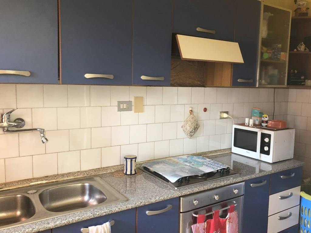 appartamento in vendita a Beinasco in zona Borgaretto