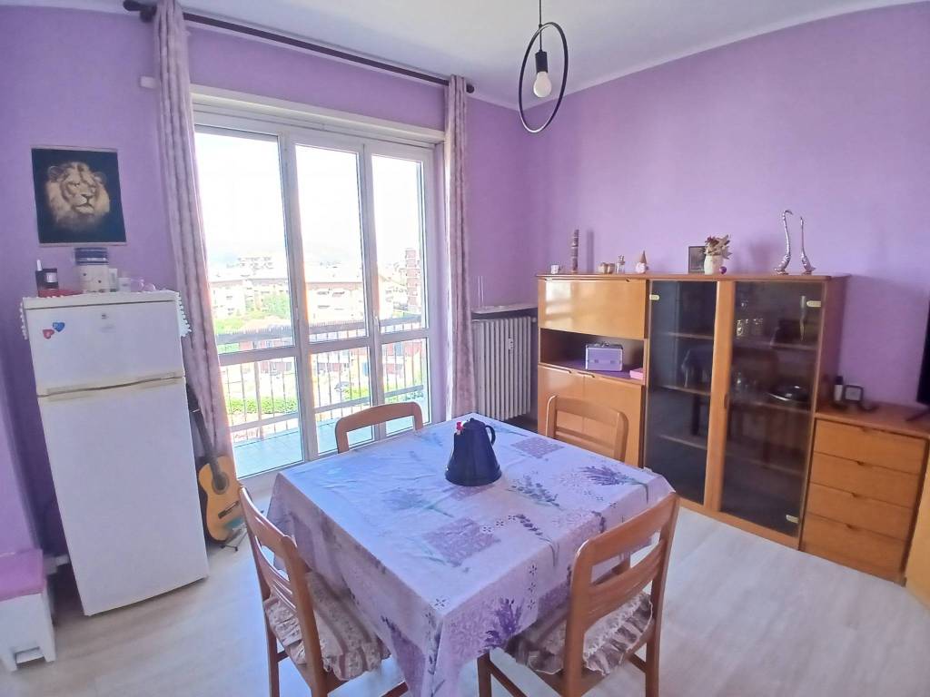 appartamento in vendita a Beinasco in zona Fornaci