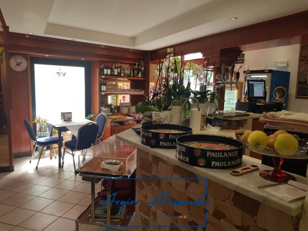 negozio in vendita a Beinasco