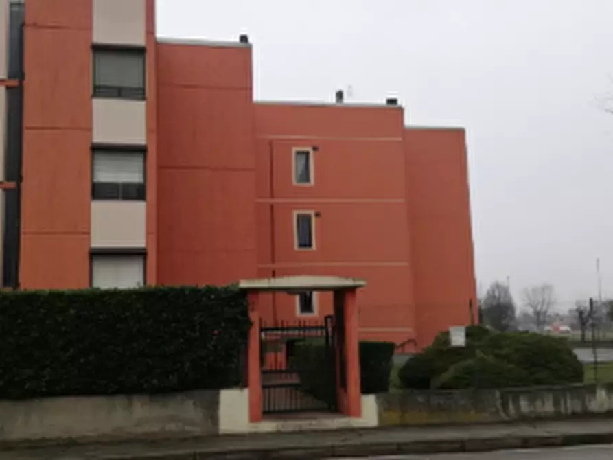 appartamento in vendita a Beinasco in zona Borgaretto