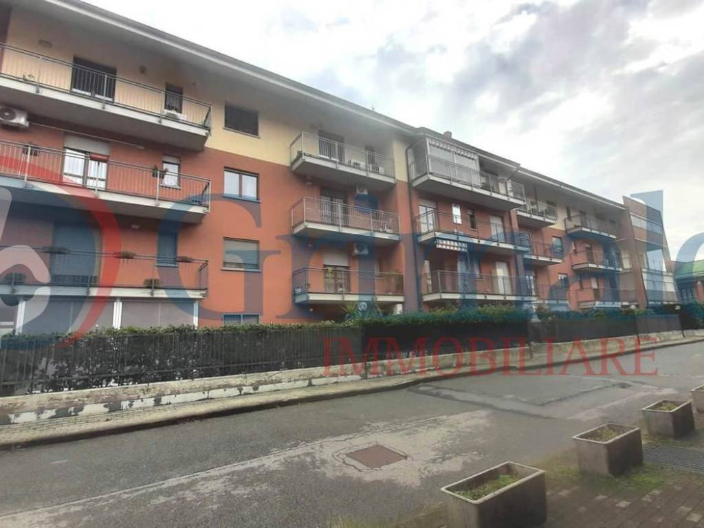 appartamento in vendita a Beinasco in zona Borgaretto