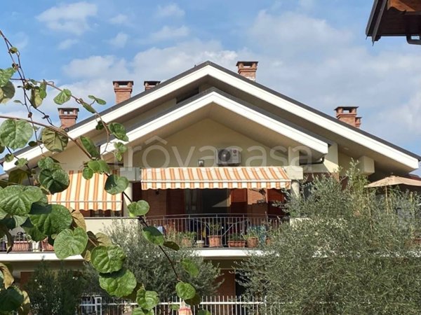 appartamento in vendita a Beinasco in zona Borgaretto