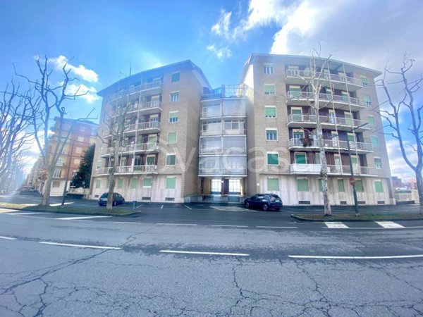 appartamento in vendita a Beinasco in zona Borgaretto