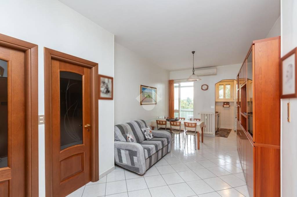 appartamento in vendita a Beinasco in zona Fornaci