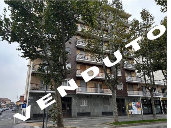 appartamento in vendita a Beinasco in zona Borgaretto