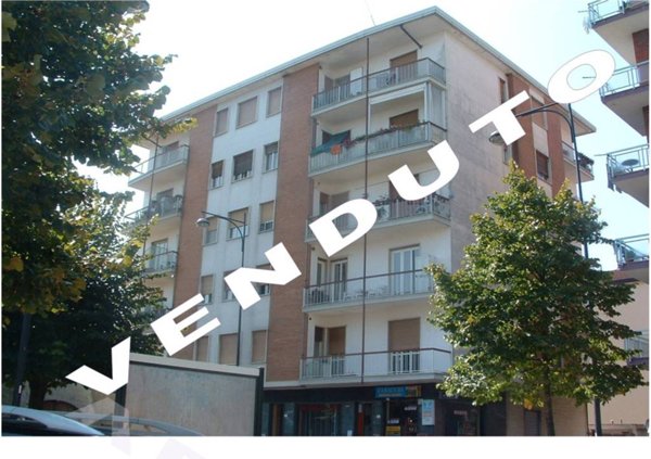 appartamento in vendita a Beinasco in zona Borgaretto