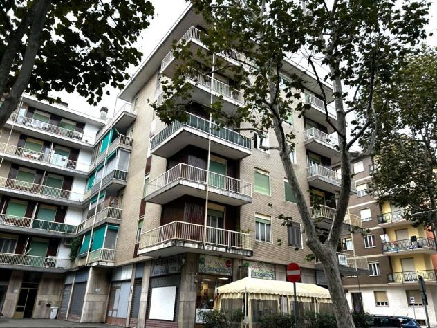 appartamento in vendita a Beinasco in zona Borgaretto